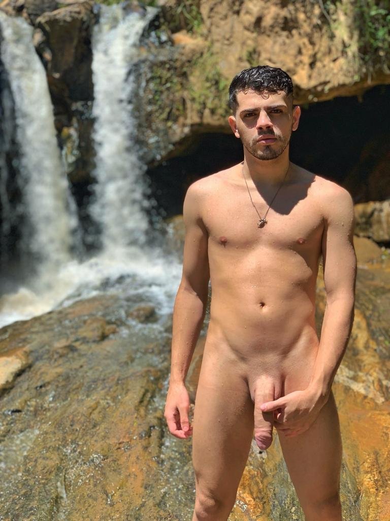 Várias Fotos de Pirocas Grandes de Homem pelado | Todos Famosos Nus