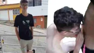 Novinho hétero mamado a rola dos machos no mato